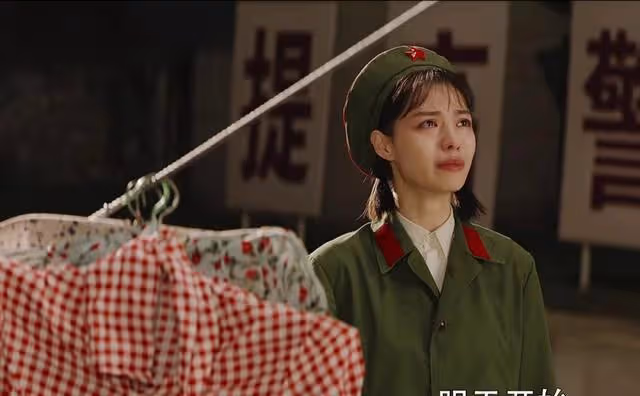 「要坦克還是要我?」白鹿手指尖都是戲,客串力壓女主毫不客氣