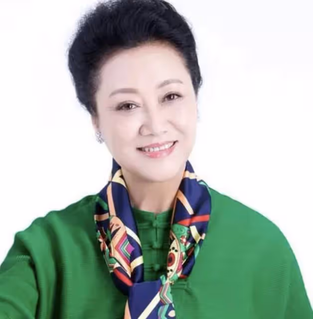 66歲戲骨王麗雲太樸素,穿59元連衣裙錄節目,降價9元後又買一件