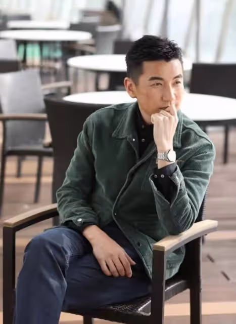 TVB人氣小生心疼太太生產經歷雙重疼痛,曝太太產後變自戀狂
