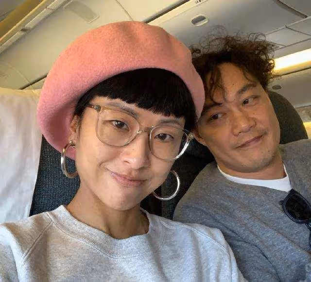 陳奕迅愛女穿萬元靴子亮相,17歲的她長高不少,被網友喊話出道