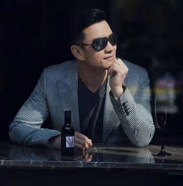 憨厚老實!呂良偉20歲兒子近照曝光,曾被甄子丹曝其暗戀自己女兒