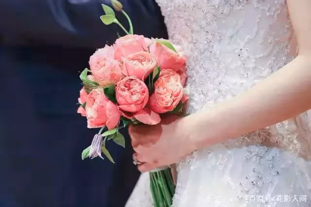 「嫁我兒子得聽我的」:婚禮上婆婆立規矩,兒媳的反應她慌了
