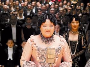 一婚拿綠卡,二婚嫁陳凱歌,四婚嫁裝修工人,洪晃的依靠在哪兒?