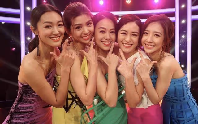 恭喜!TVB「翻版王祖賢」閃嫁富二代,為事業多次拒絕對方求婚