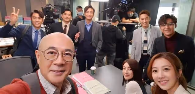 佩服!TVB老戲骨效忠公司43年從未離開,曾不惜放棄更好跳槽機會