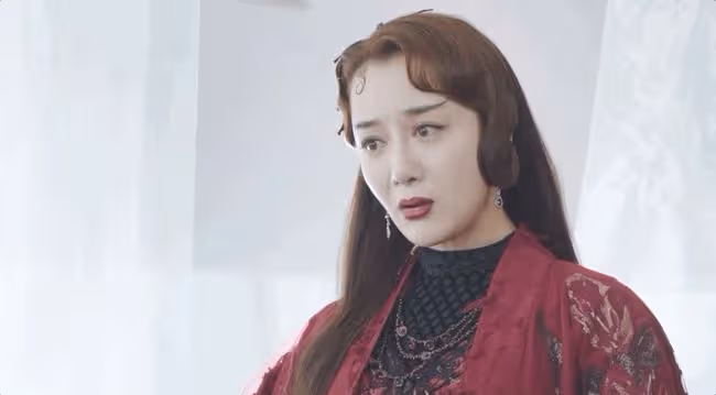 「古裝第一美人」李依曉,被葉璇的狗咬毀容,今成惡毒女配專業戶