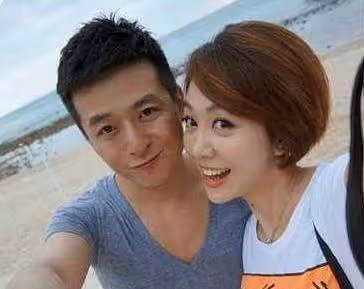 42歲朱雨辰至今仍單身,曾與姜妍等人戀愛,都被朱母無情拆散