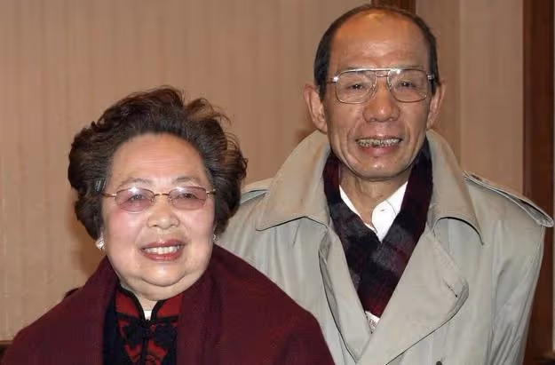 魏宗萬:工資55塊娶房東女兒,83歲仍住出租屋,放話一生不接廣告