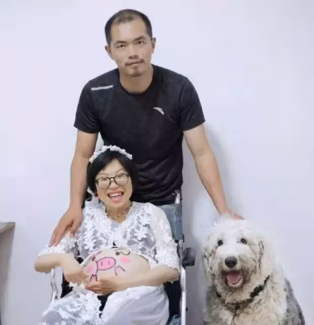 被判活不過40歲!身患絕症「貧困男帶八百塊與她私奔」 走遍世界後修成正果「幸福生活打臉眾人」