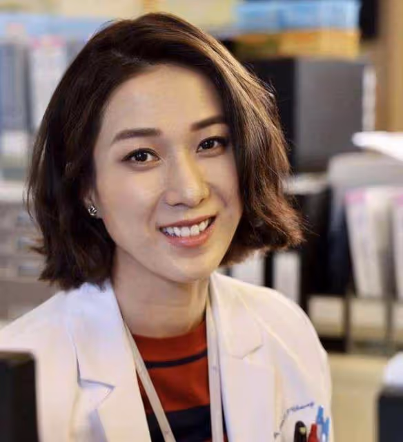 TVB台慶劇下重本,鍾嘉欣戲中誕下死嬰價值不菲,花五位數定製