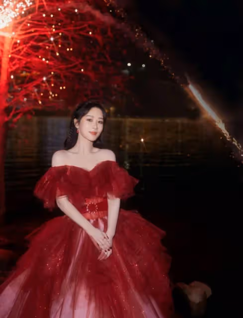 娛記說:王一博如履薄冰?楊紫資源虐?黃景瑜肖戰競爭?李現被排擠?