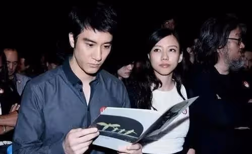 扒叔大爆料:王力宏diss李靚蕾德不配位?吳亦凡在牢中現狀?賢妻丈夫出軌?