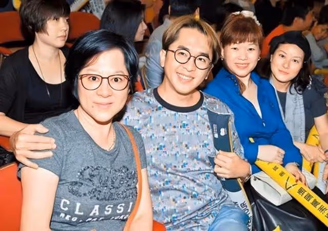 曝54歲港星打破丁克主義,三房女友秘密懷孕,8億財產有了繼承人