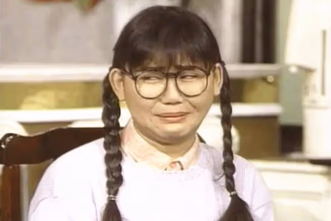 因在家中摔斷脊椎骨,女星為安全重裝豪宅,56歲身家上億仍未婚