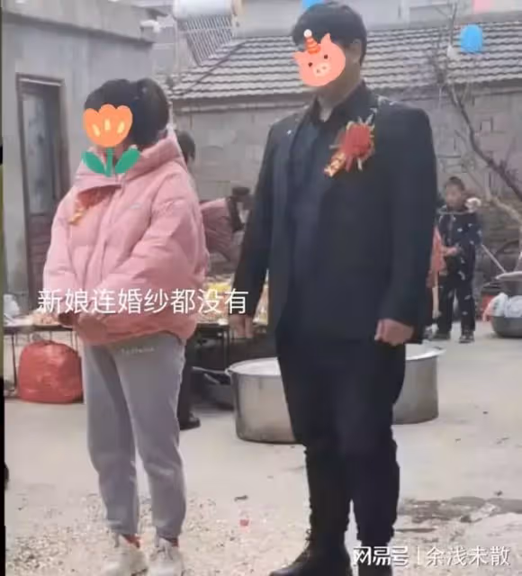 女子不顧父母反對住到男友家,懷孕後舉辦婚禮,婆家連婚紗都不租