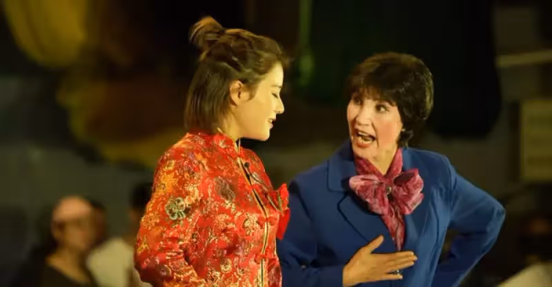 女兒遠嫁後，妻子提出離婚，丈夫：你走了，俺和俺媽怎麼辦？