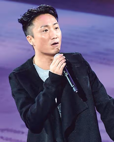 難掩氣憤!鄭中基曝《無賴》曾被要求改歌詞,稱很不妥TVB到至今