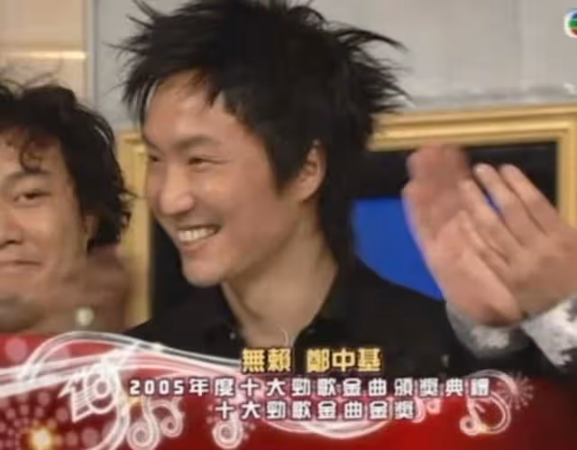 難掩氣憤!鄭中基曝《無賴》曾被要求改歌詞,稱很不妥TVB到至今