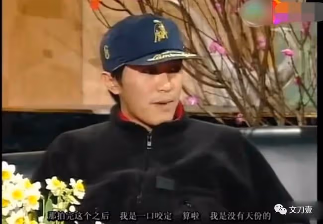 「香港教父」萬梓良,向鄧萃雯下跪拒絕周星馳,落魄時還為港片出力