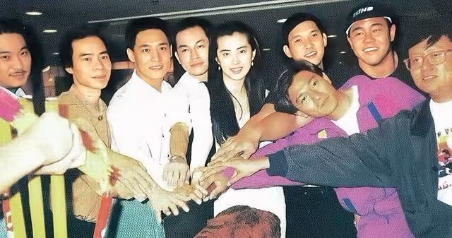 著名男星息影16年近況曝光,身材健碩至今仍是單身,已轉行做餐飲
