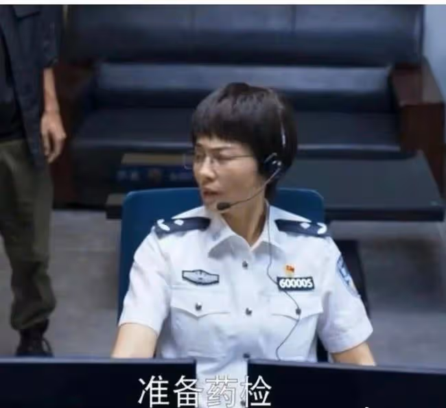 扒叔大爆料:王力宏李靚蕾打離婚官司?《開端》爆火內幕?齙牙妹和摩托流量的瓜?