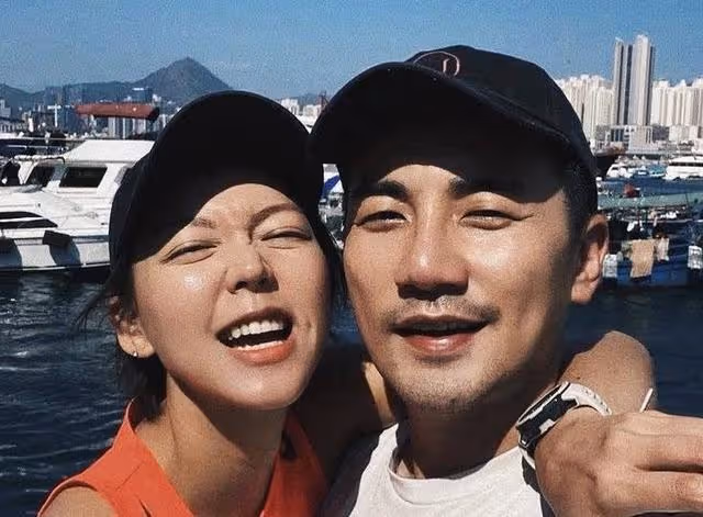 恭喜！TVB一線男星即將升級當爸，妻子懷孕9個月臨盆在即