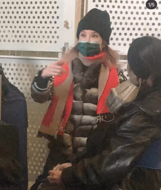 47歲李玟深夜熱舞秀身材，超細水蛇腰太吸睛，皮膚緊緻狀態回春