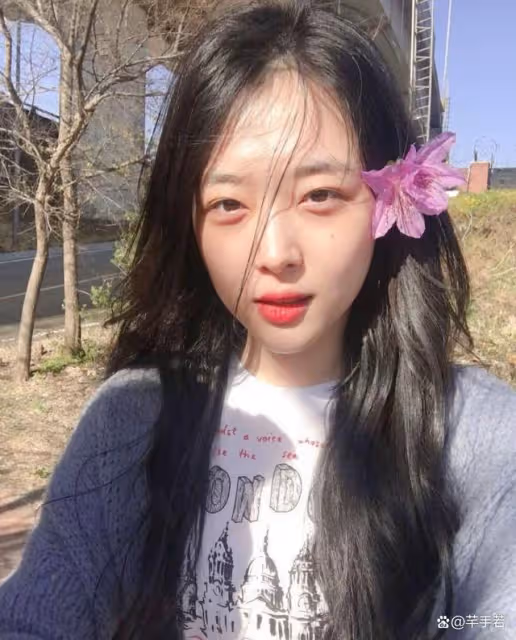 SM的崔雪莉和金鐘鉉，YG的崔勝鉉和金韓彬，讓JYP人性美格外扎眼