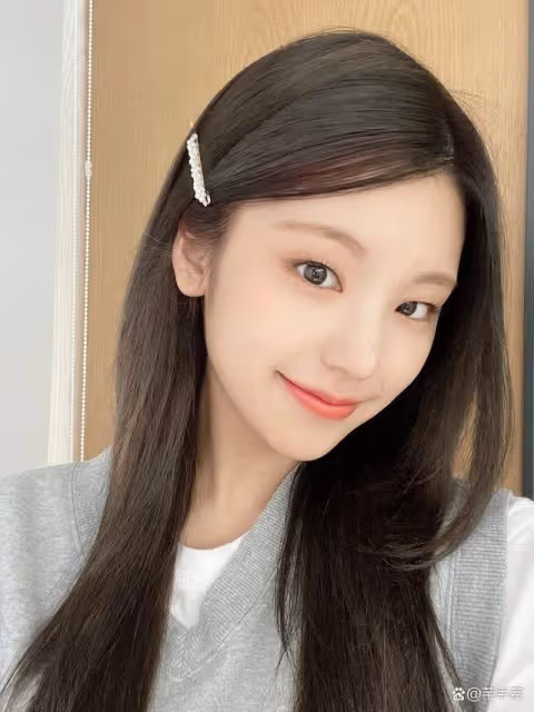 SM的崔雪莉和金鐘鉉,YG的崔勝鉉和金韓彬,讓JYP人性美格外扎眼