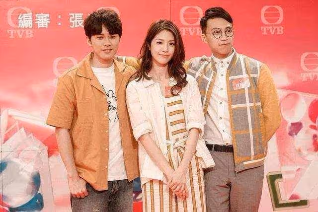 TVB上位小生曬與鄧紫棋舊照遭群嘲，網民：誰會記得你這個路人甲