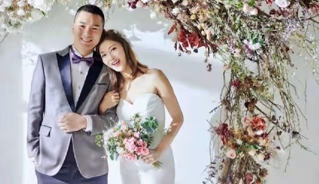 好奇！李彩樺生日獲神秘富貴男送2千支玫瑰示愛，去年才經歷離婚