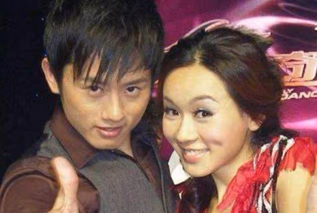 誰都知道謝娜前任是劉燁,卻不知道張傑前任是她,竟是娛樂圈老熟人!