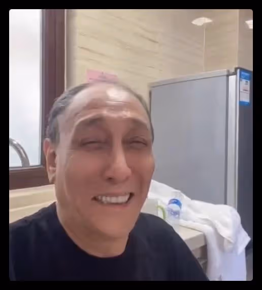 老戲骨自曝無法回天津老家,臨近春節被封閉在外,多次苦笑稱想家