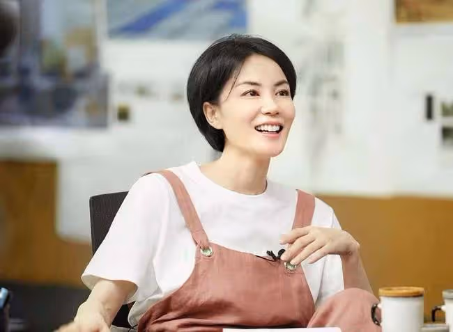 王菲為治好女兒的嘴花費了幾百萬,女兒的嘴唇好了,人卻「變了」