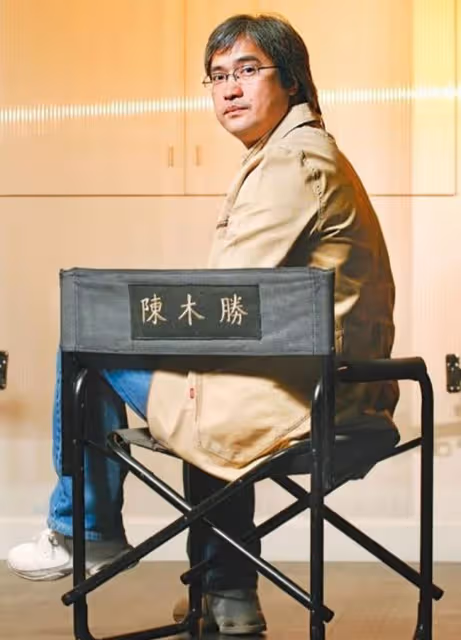 85歲謝賢出道69年首獲影帝!兒子參演電影也獲獎,父親卻隻字不提