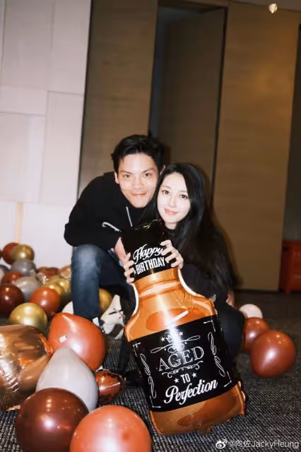 郭碧婷與婆婆陳嵐一同慶生，被指疑似懷上二胎，生日蛋糕泄露玄機