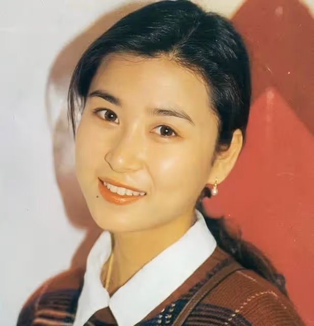 90年代著名港星近照曝光,息影20多年凍齡有術,將移居國外生活