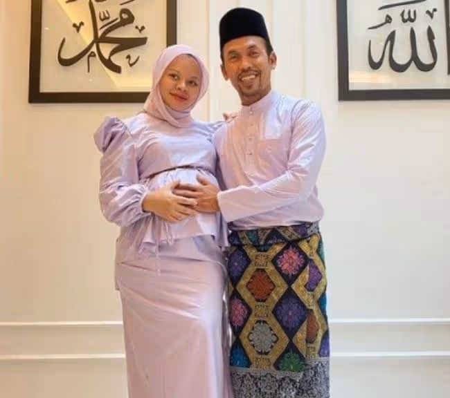 妻子生娃去世5個月!37歲男星拒絕富婆表白,其母卻急招新兒媳