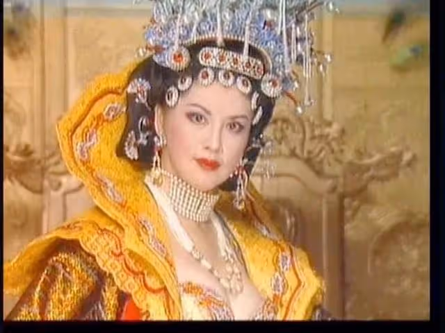 「中國第一美婦」:20歲坐牢,36歲靠選美爆紅,73歲美貌依然驚人