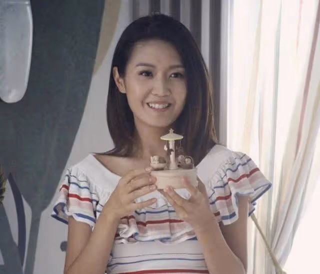 港姐冠軍新劇演情婦人氣急升，精湛演技獲讚賞，入行多年不受捧