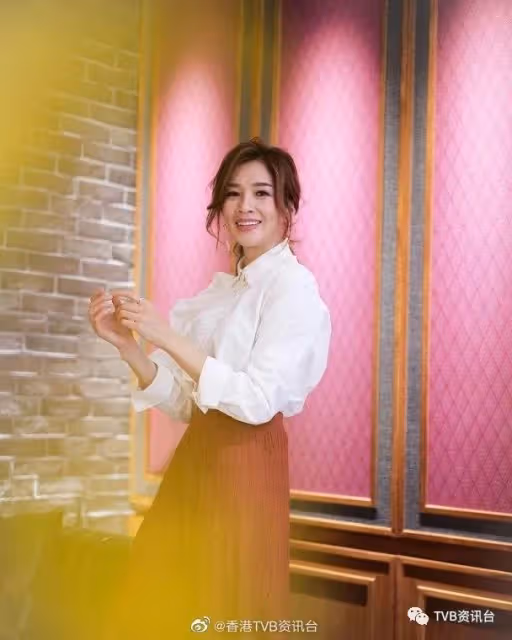 麥美恩被圈外圈內人力追!陳嘉倩曬10年前舊照證零變化