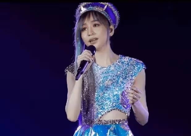 娜扎以豪,汪東城,王心凌,馥甄讓家人絕望?flop男星戀情不斷?