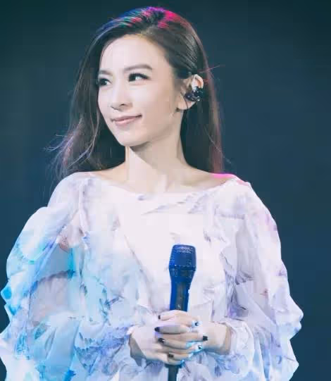 娜扎以豪,汪東城,王心凌,馥甄讓家人絕望?flop男星戀情不斷?