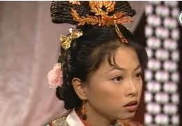 劉玉翠:長期在內地居住,靠退休金生活,沒有通告無奈做直播