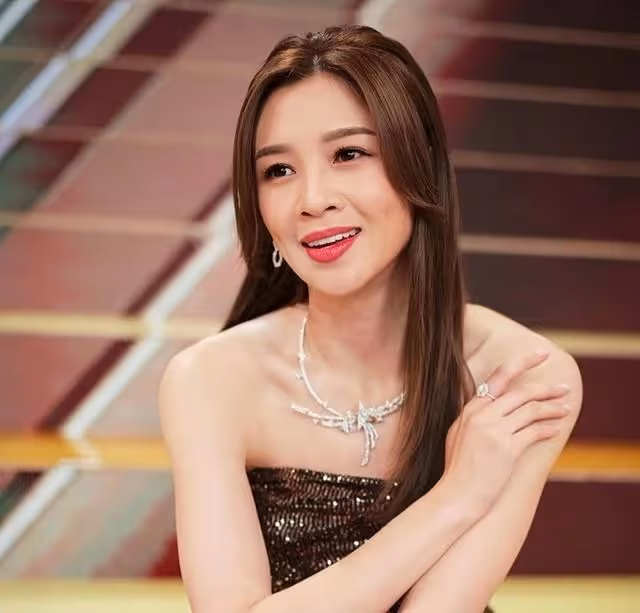 遺憾!TVB著名女星宣布與戀愛5年男友分手,自曝身邊不乏追求者