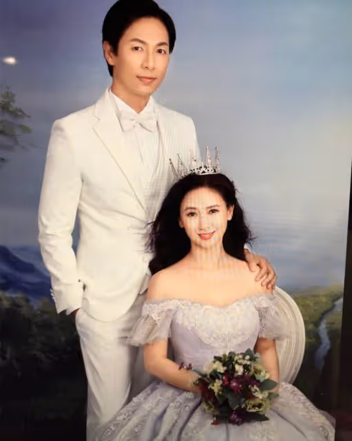 翁虹曬婚紗照慶結婚15周年,老公帥氣十足,為遷就其事業移居內地