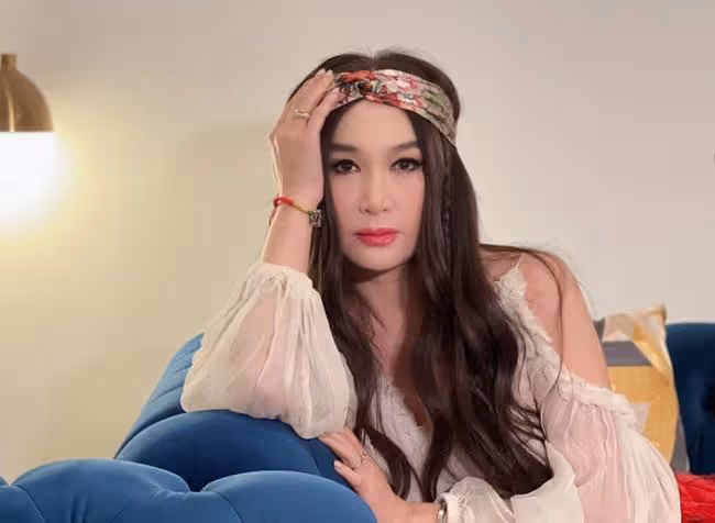 李嘉欣險成植物人,溫碧霞很擔心自曝曾減肥過度,稱女人不能太瘦