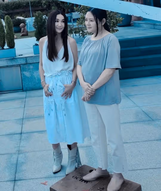 李嘉欣險成植物人,溫碧霞很擔心自曝曾減肥過度,稱女人不能太瘦