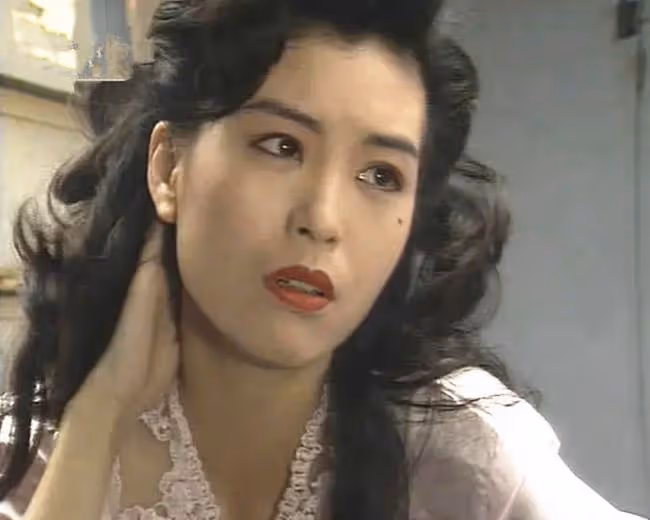 52歲伍詠薇被曝想生娃留住老公!承認每周做身體保健,但不願生娃