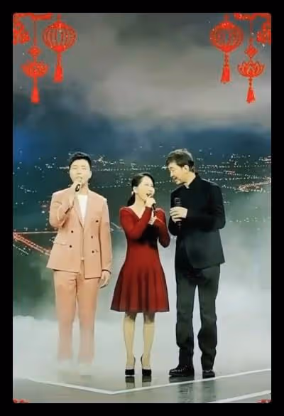 眾星錄製詩歌春晚:付笛生一家三口合體表演,董浩王潔實罕見露面